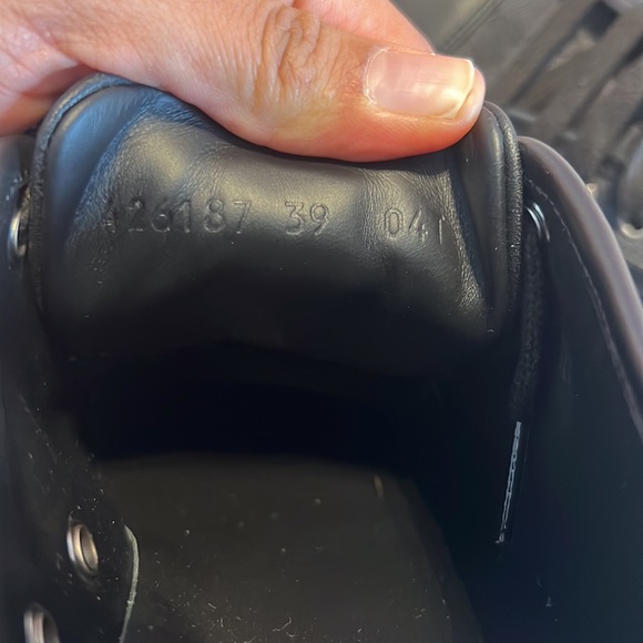 Authentic Gucci Sneakers - Size 39 - Picture 9 of 12